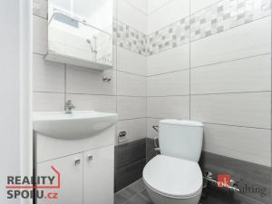 Pronájem bytu 2+kk, Praha - Dubeč, K pastvinám, 42 m2