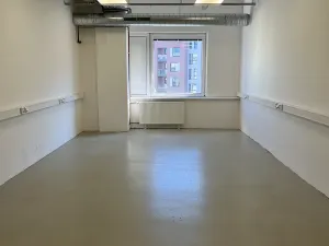 Pronájem kanceláře, Praha - Holešovice, Jankovcova, 151 m2