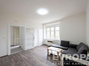 Pronájem bytu 2+1, Praha - Střešovice, Na Malovance, 56 m2