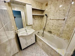 Prodej bytu 3+1, Teplice - Trnovany, Trnovanská, 72 m2