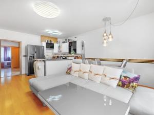 Prodej bytu 3+kk, Praha - Kunratice, V Zeleném údolí, 79 m2
