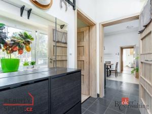 Prodej bytu 2+1, Tuchoměřice, U Hřiště, 55 m2