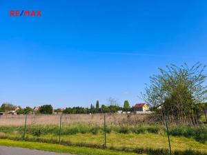 Prodej pozemku pro bydlení, Tišice, Labská, 1084 m2