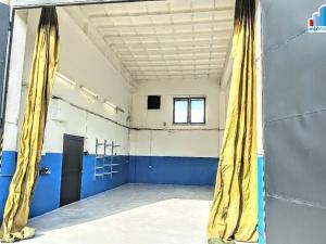 Pronájem skladu, Radnice, Nádražní, 68 m2