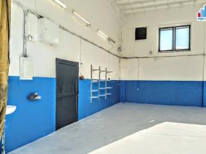 Pronájem skladu, Radnice, Nádražní, 68 m2