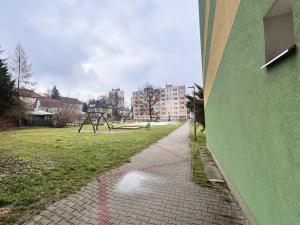 Pronájem bytu 2+kk, Nový Bor, Husova, 37 m2