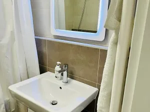 Pronájem bytu 2+kk, Praha - Karlín, Nekvasilova, 56 m2