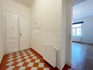 Pronájem bytu 2+kk, Praha - Nusle, Oldřichova, 38 m2