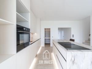 Prodej rodinného domu, Vysoký Újezd, Na Horizontu, 190 m2