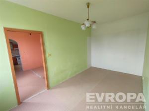 Prodej bytu 2+1, Chvaletice, Kolínská, 45 m2