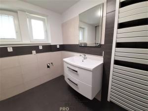 Pronájem bytu 3+kk, Hodonín, Březinova, 60 m2