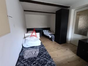 Pronájem bytu 2+kk, Štoky, 52 m2