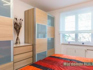Pronájem bytu 2+1, Praha - Vokovice, Kladenská, 61 m2