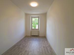 Pronájem bytu 2+1, Děčín - Děčín I-Děčín, Stavební, 49 m2