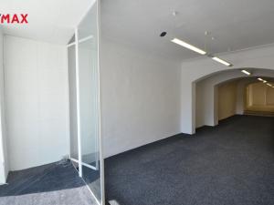 Prodej činžovního domu, Uničov, Masarykovo nám., 272 m2