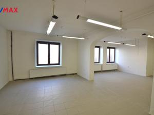 Prodej činžovního domu, Uničov, Masarykovo nám., 272 m2