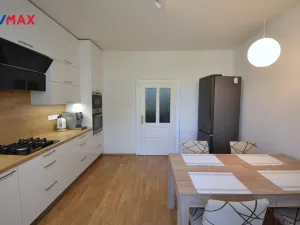 Prodej činžovního domu, Uničov, Masarykovo nám., 307 m2