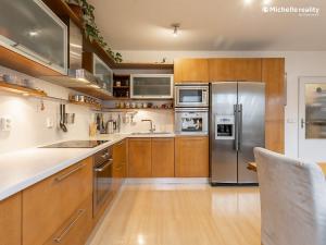Pronájem bytu 2+kk, Praha - Libeň, Na sypkém, 62 m2