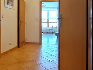 Pronájem bytu 1+kk, Praha - Kunratice, Za valem, 39 m2