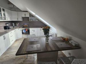 Prodej bytu 3+kk, Most, Mikoláše Alše, 111 m2