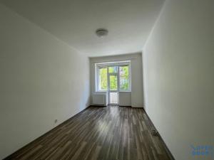 Pronájem bytu 2+1, Praha - Vršovice, Madridská, 61 m2