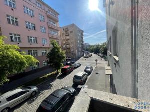 Pronájem bytu 2+1, Praha - Vršovice, Madridská, 61 m2