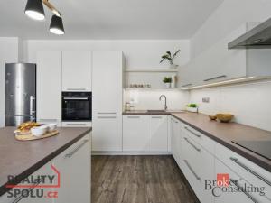 Prodej rodinného domu, Pchery - Humny, Kolmá, 206 m2