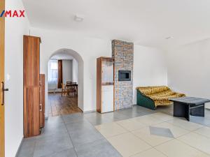 Prodej výrobních prostor, Čelčice, 520 m2