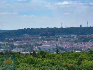 Pronájem bytu 2+kk, Praha - Troja, Hnězdenská, 47 m2