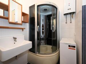 Pronájem bytu 1+kk, Praha - Vršovice, Bulharská, 34 m2