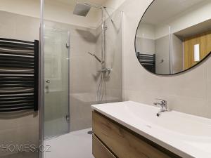 Pronájem bytu 1+kk, Praha - Libeň, U libeňského pivovaru, 42 m2