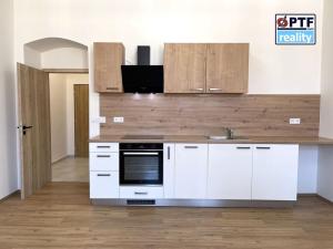 Pronájem bytu 1+kk, Plzeň, Koterovská, 48 m2