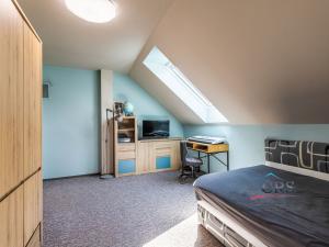 Prodej rodinného domu, Přezletice, Veleňská, 240 m2