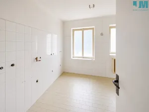 Prodej obchodního prostoru, Třebíč - Borovina, 560 m2