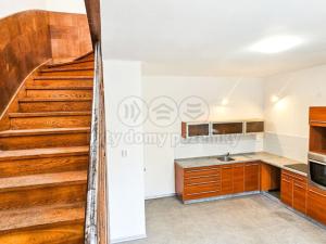 Pronájem atypického bytu, Hradec Králové, Sokolská, 19 m2
