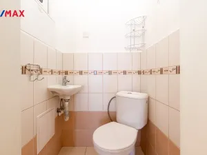 Prodej bytu 3+kk, Karlovy Vary, Jugoslávská, 82 m2