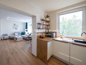 Prodej bytu 3+kk, Miroslav, Husova, 64 m2