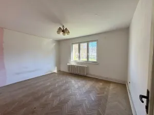 Prodej bytu 2+1, Nová Role, Tovární, 54 m2
