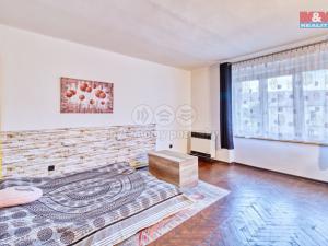 Prodej bytu 1+1, Klášterec nad Ohří - Miřetice u Klášterce nad Ohří, Pražská, 55 m2
