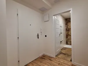 Pronájem bytu 2+1, Praha - Holešovice, Malá Plynární, 57 m2