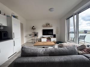 Pronájem bytu 3+kk, Včelná, Pod Tratí, 76 m2