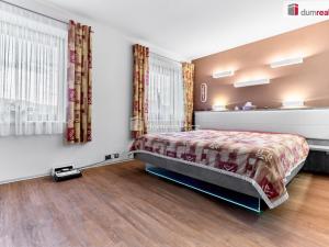 Prodej rodinného domu, Děčín - Děčín XXXIII-Nebočady, Vítězství, 296 m2