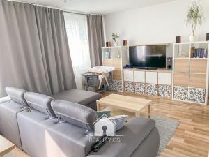 Prodej bytu 3+1, Bohušovice nad Ohří, Zahradní, 69 m2