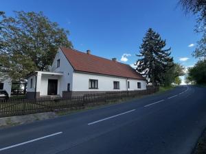 Prodej rodinného domu, Chotiněves - Jištěrpy, 200 m2