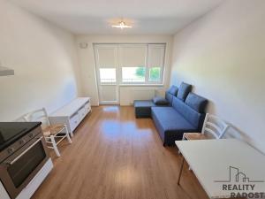 Pronájem bytu 1+kk, Horoměřice, Velvarská, 34 m2