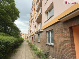 Pronájem bytu 3+1, Ústí nad Labem - Střekov, Tolstého, 68 m2