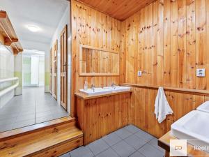Prodej restaurace, Olešnice v Orlických horách, 1400 m2