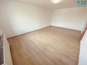 Pronájem bytu 2+kk, Měřín, Náměstí, 56 m2