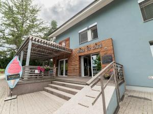 Prodej bytu 1+kk, Praha - Hostavice, Českobrodská, 31 m2