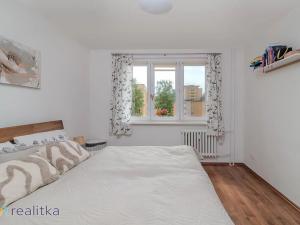 Prodej bytu 2+1, Karviná, Božkova, 56 m2